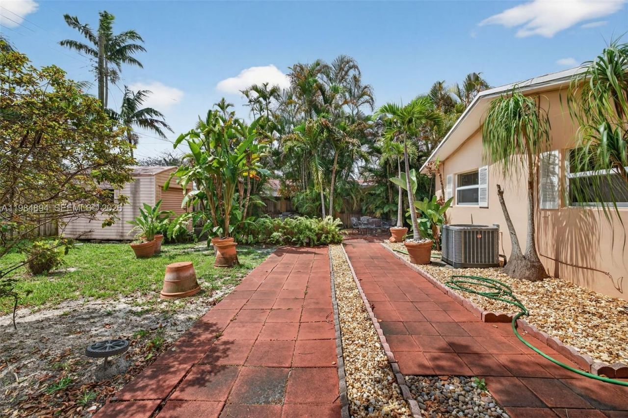 850 SW 12th Ct, Fort Lauderdale, FL 33315 Photo