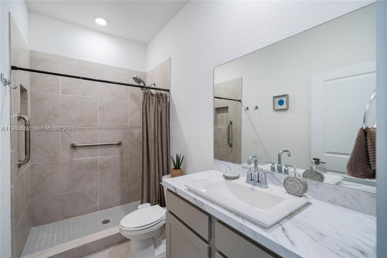 495 NE 5th Ln , Florida City, FL 33034 Photo