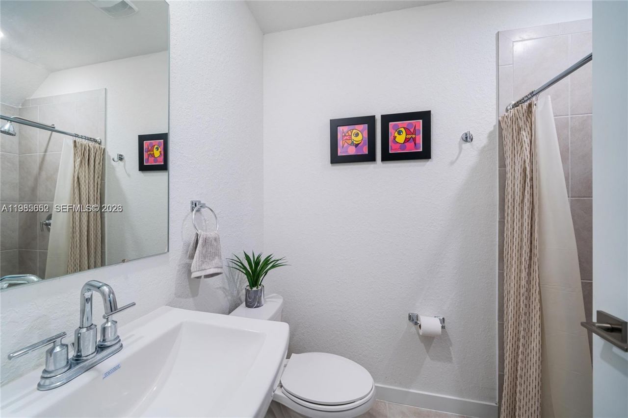 495 NE 5th Ln , Florida City, FL 33034 Photo