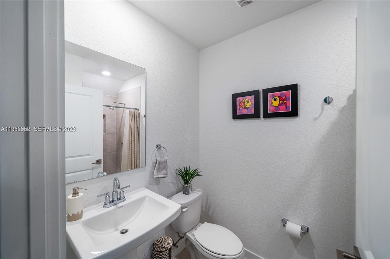 495 NE 5th Ln , Florida City, FL 33034 Photo