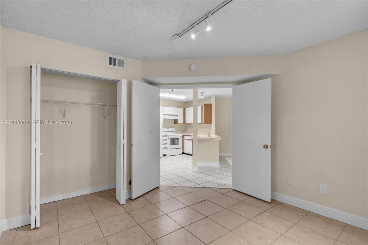 4035 W Mcnab Rd, Unit F101, Pompano Beach, FL 33069 Photo