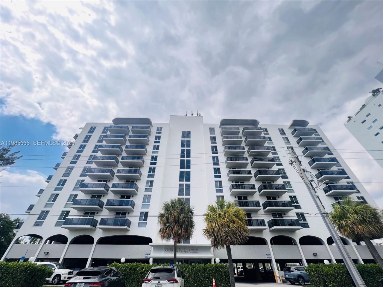 7928 West Dr , Unit 404, North Bay Village, FL 33141 Photo