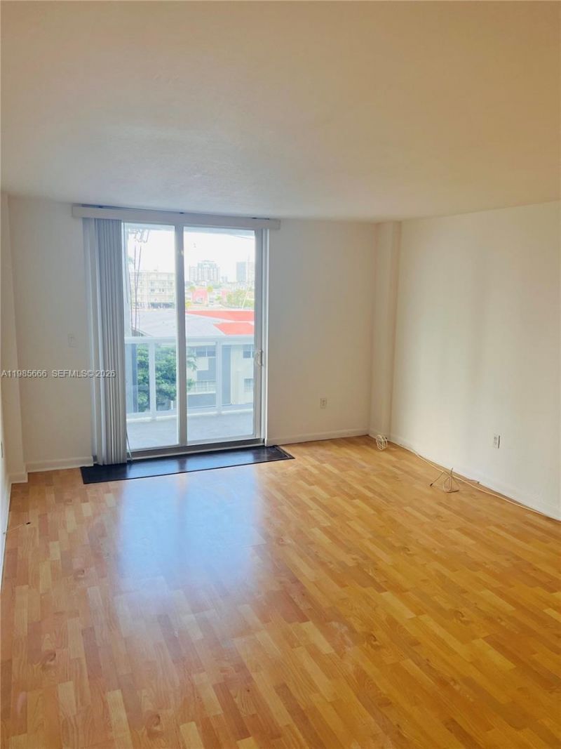 7928 West Dr , Unit 404, North Bay Village, FL 33141 Photo