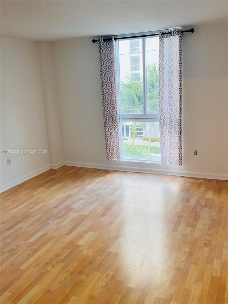 7928 West Dr , Unit 404, North Bay Village, FL 33141 Photo