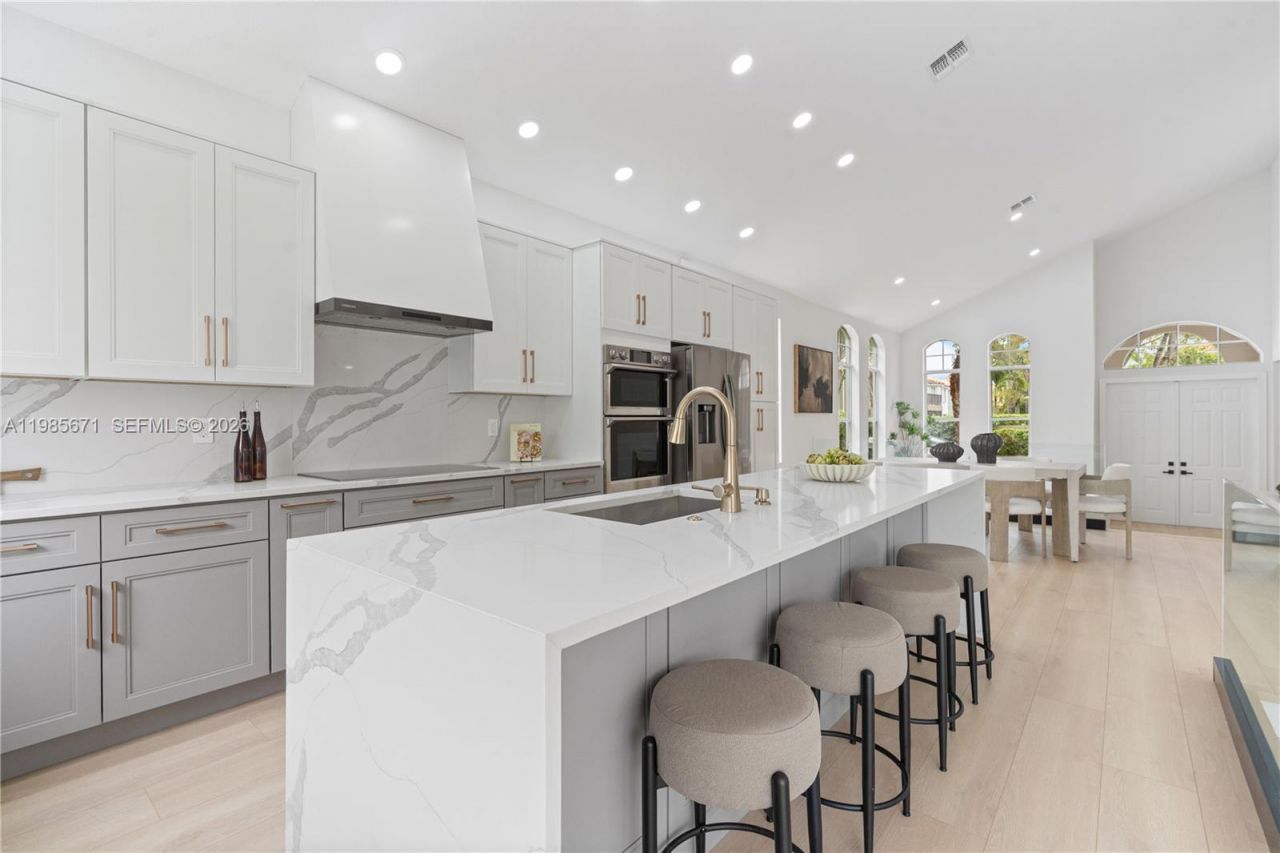 9840 Stover Way , Wellington, FL 33414 Photo