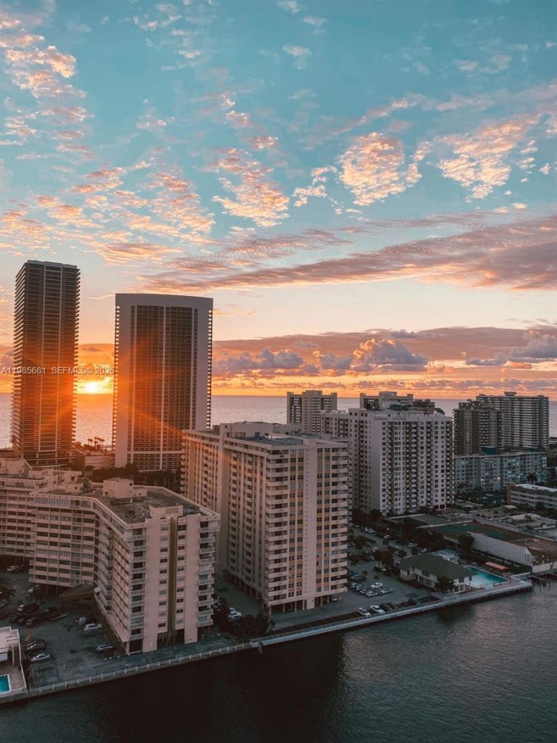 2602 E Hallandale Beach Blvd , Unit R2405, Hallandale Beach, FL 33009 Photo