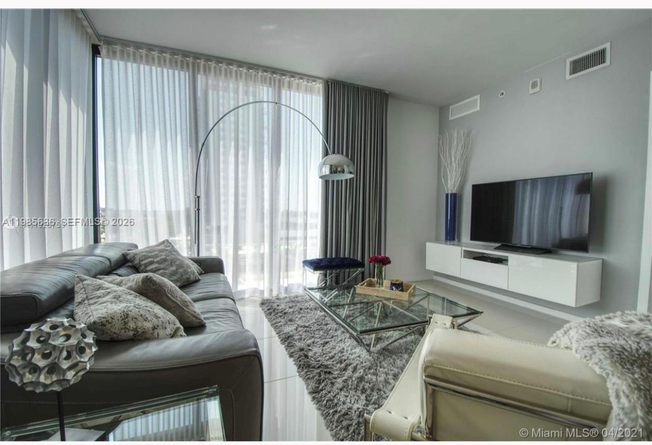 5300 Paseo Blvd, Doral, FL 33166 Photo