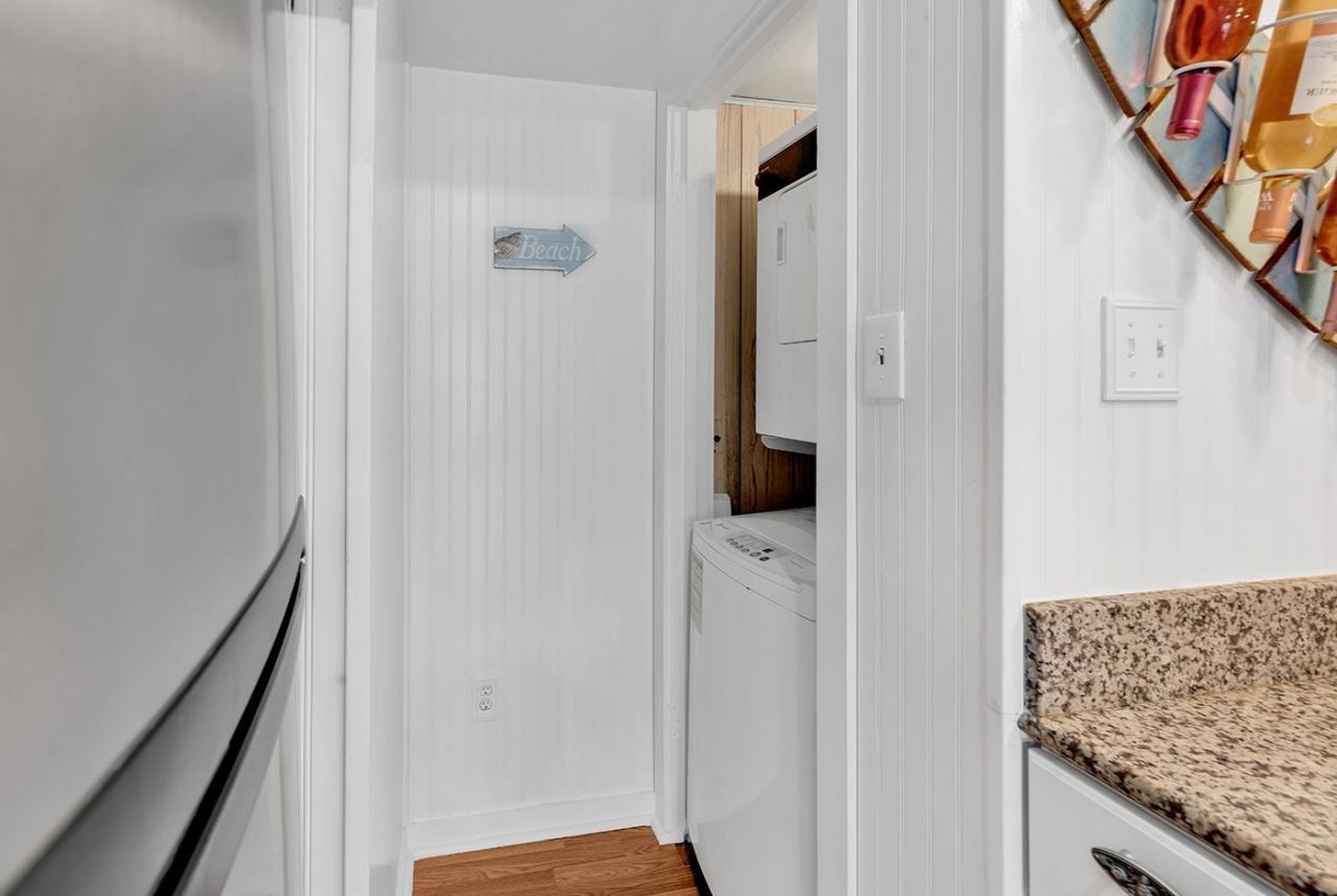 9661 Shore Dr.  Photo 14