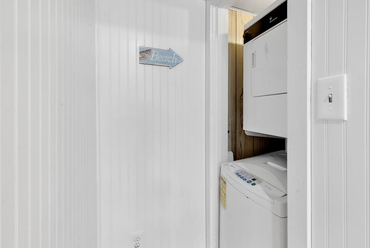 9661 Shore Dr.  Photo 15