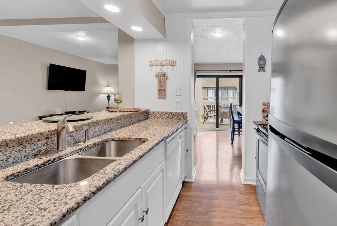 9661 Shore Dr.  Photo 16