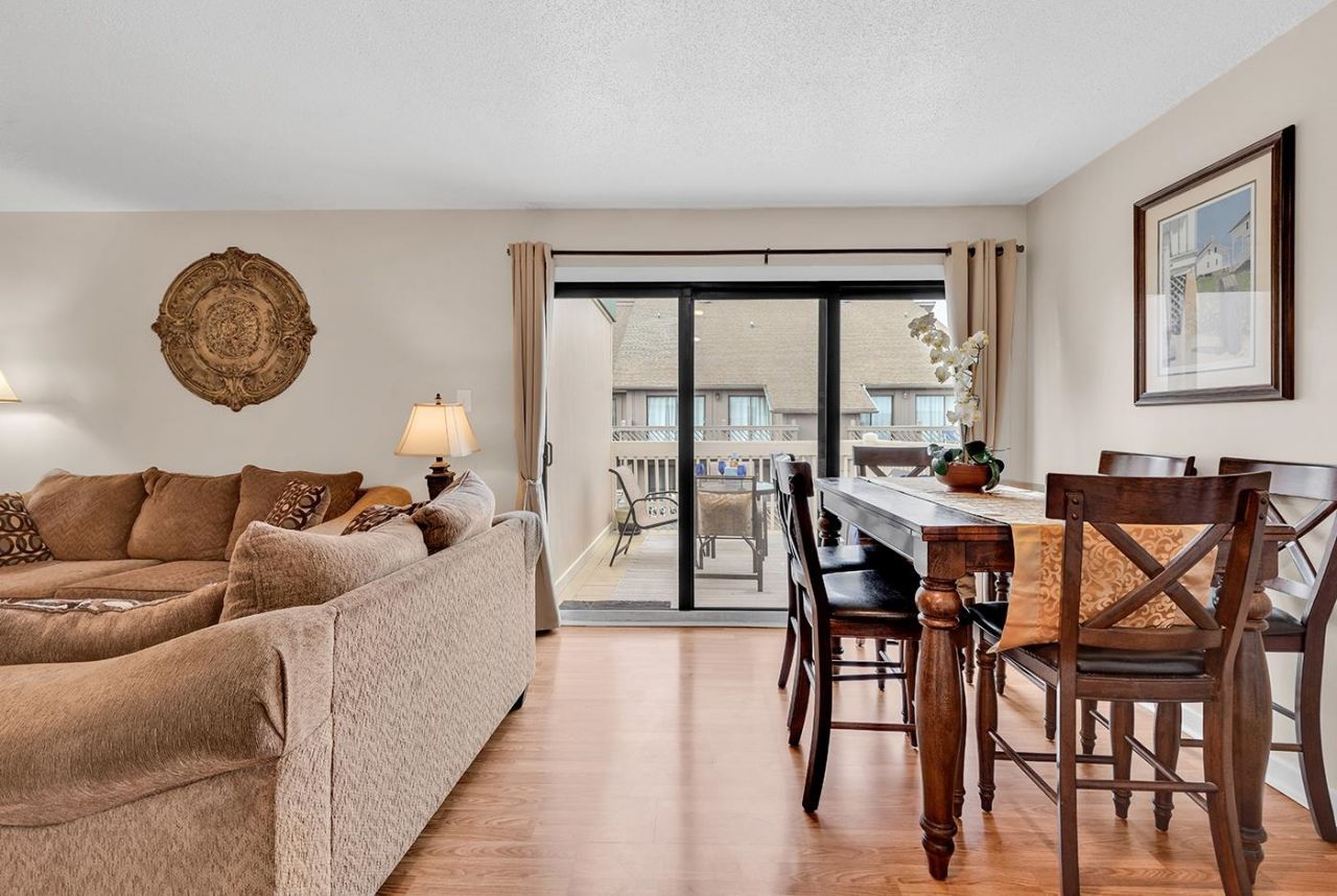 9661 Shore Dr.  Photo 17