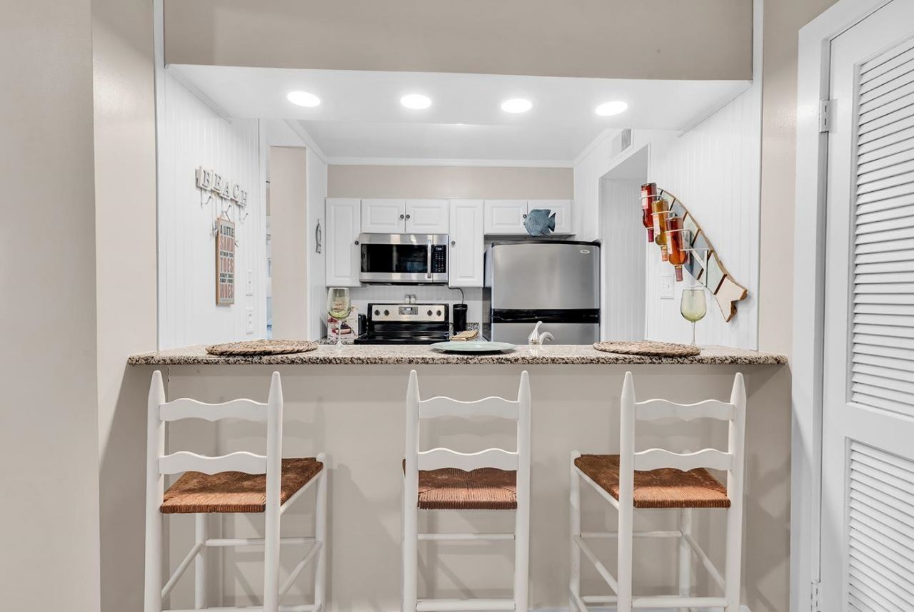 9661 Shore Dr.  Photo 19