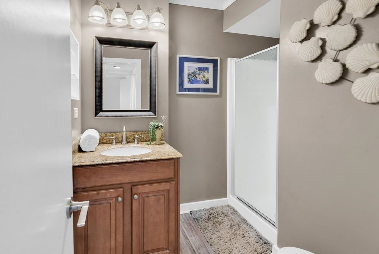 9661 Shore Dr.  Photo 26