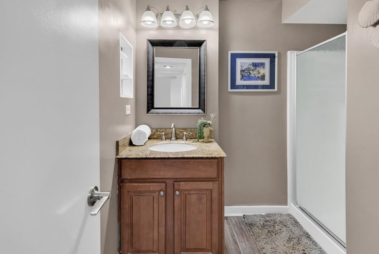 9661 Shore Dr.  Photo 27