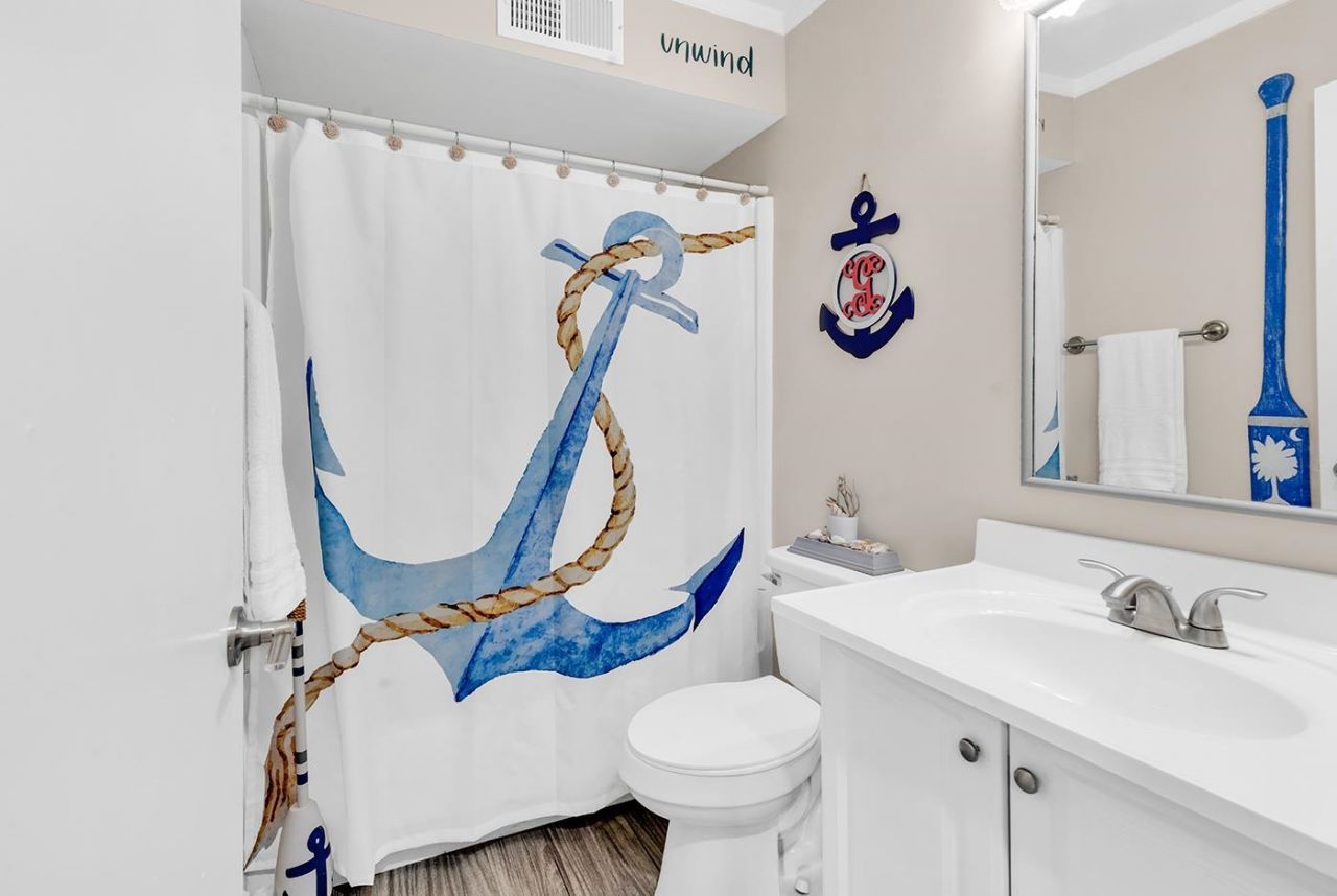 9661 Shore Dr. Photo 28