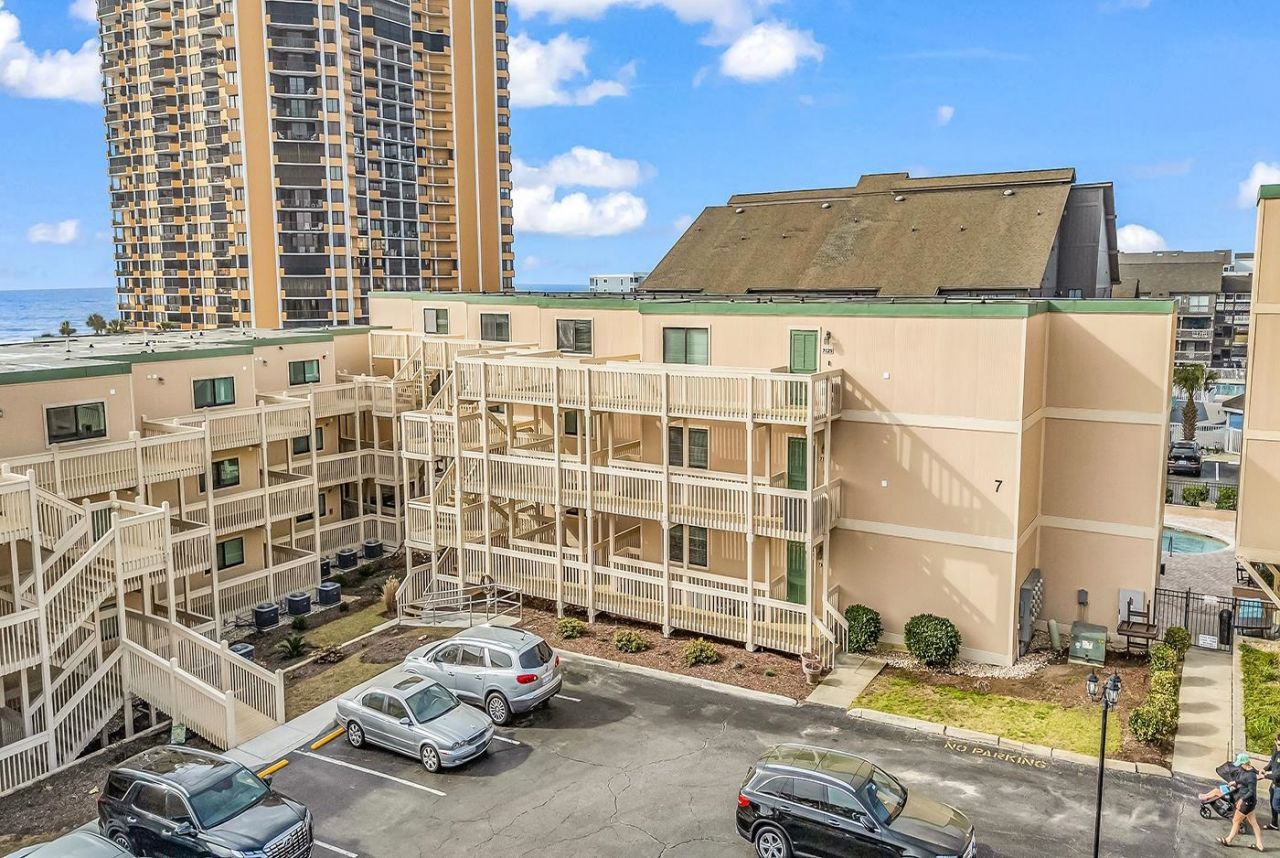 9661 Shore Dr. Photo 45