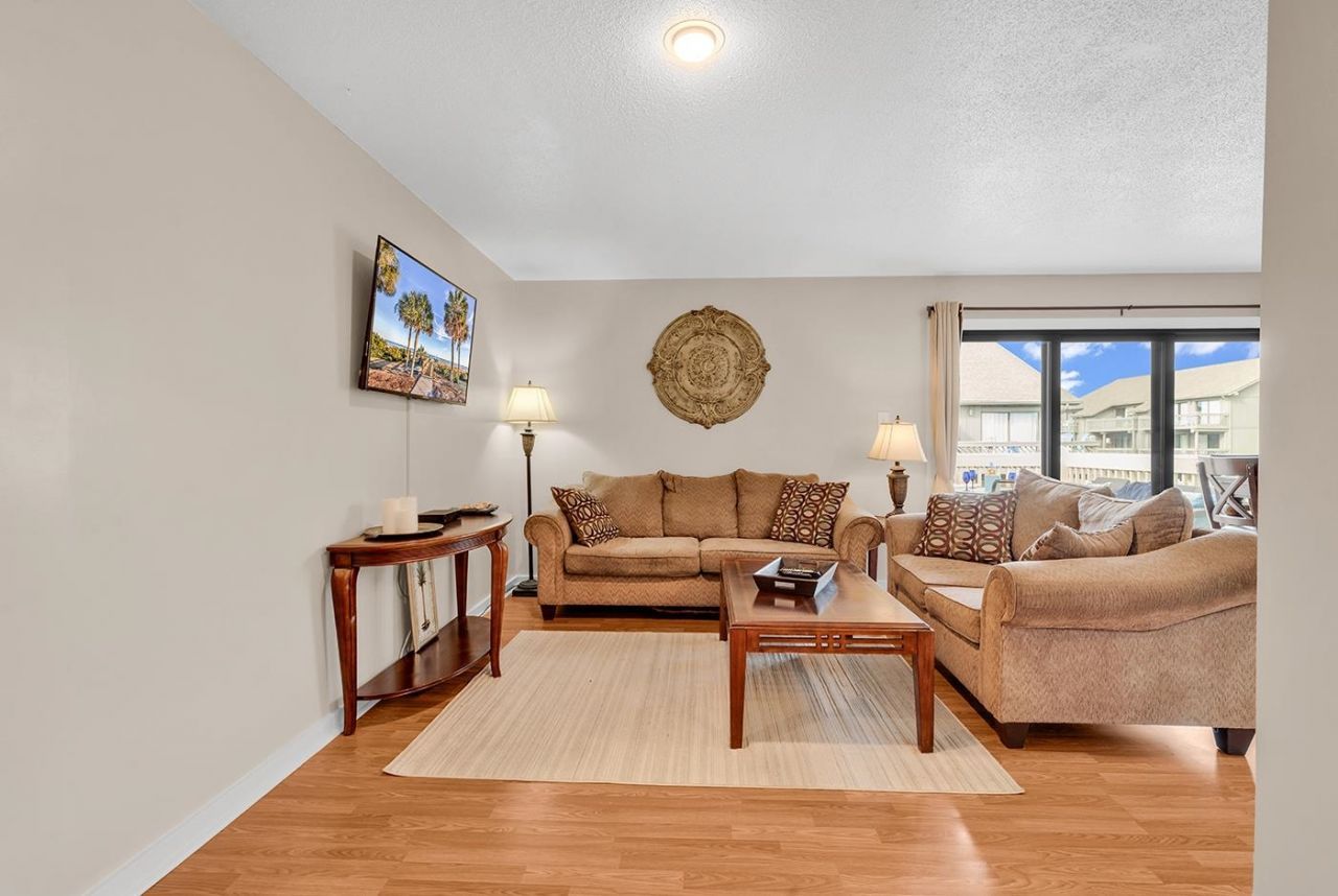 9661 Shore Dr.  Photo 7