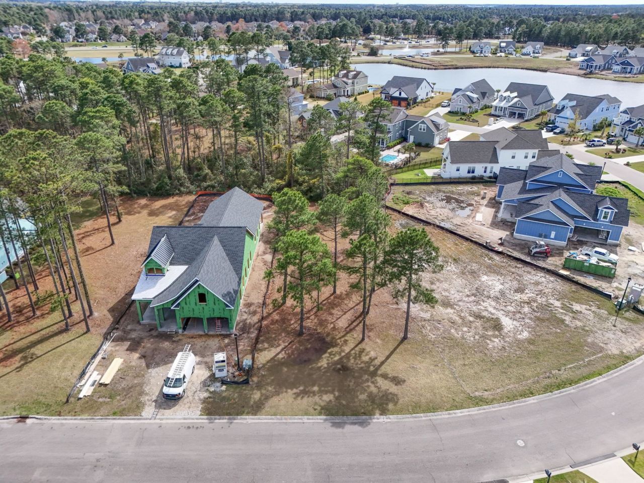 564 Starlit Way Photo 2