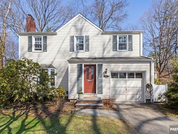 53 Downey Drive, TENAFLY, NJ 07670