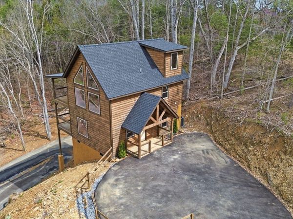 893 Beverly Hills Drive, Sevierville, TN 37862