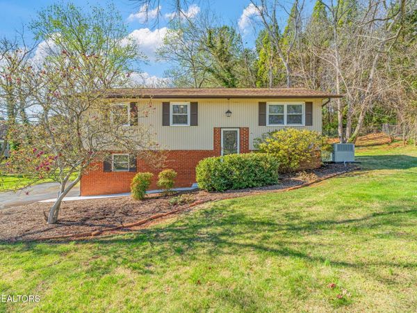 7809 Serena Circle, Knoxville, TN 37919