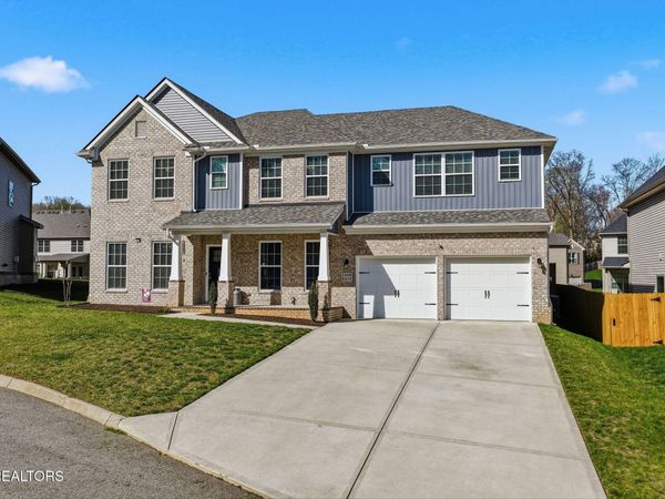 1109 Bear Paw Lane, Knoxville, TN 37922