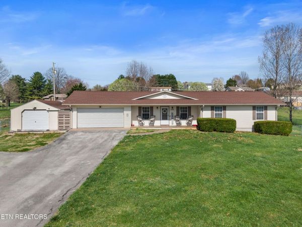 355 Cate Byrd Rd, Kodak, TN 37764