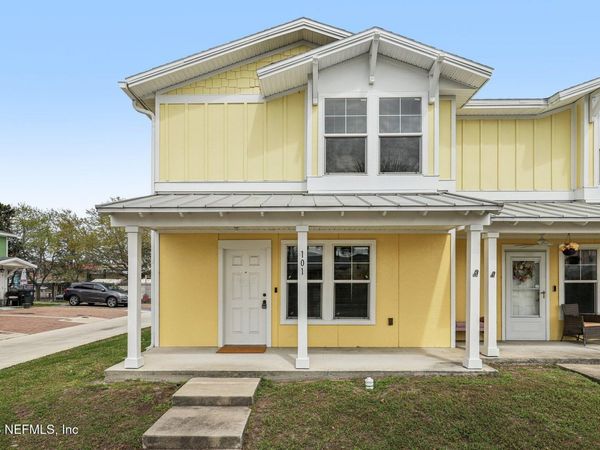 101 OCEANGATE Drive, Atlantic Beach, FL 32233