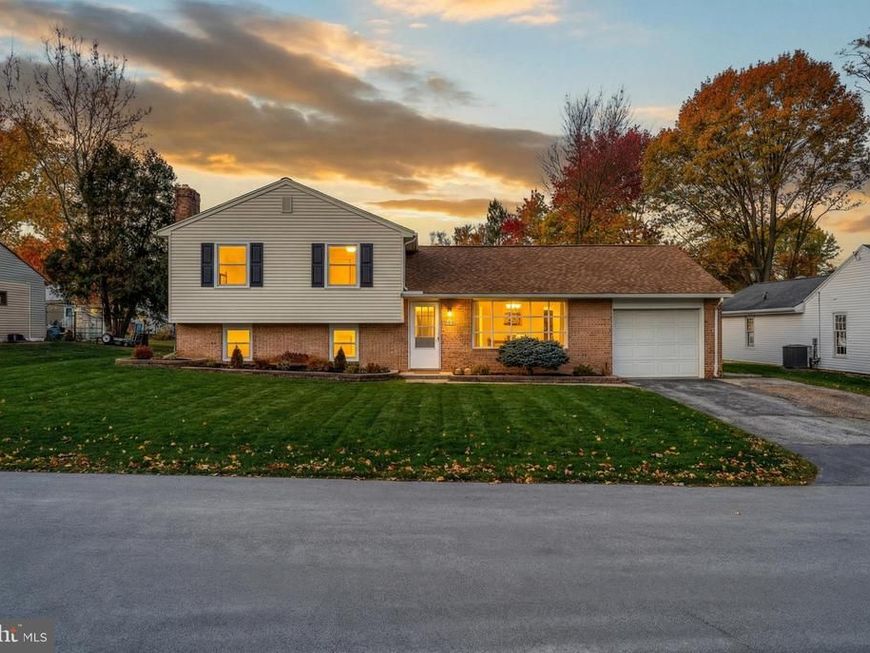 118 Kim Acres Drive, Mechanicsburg, PA 17055 Main Photo