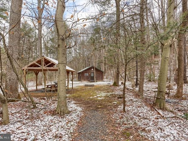 40 MEADOW GROVE , NEWPORT, PA 17074