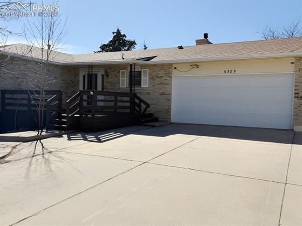 6589 Pahokee Drive, Colorado Springs, CO 80915