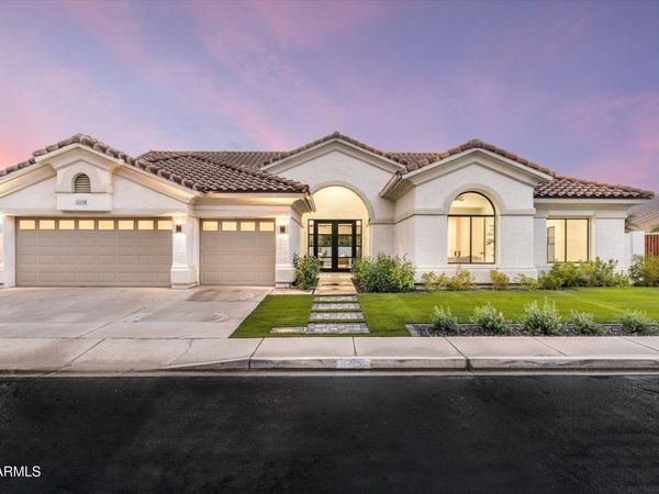 10228 N 55th Place, Paradise Valley, AZ 85253