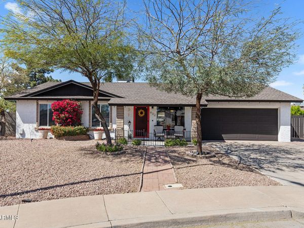 932 W LOS LAGOS VISTA Avenue, Mesa, AZ 85210