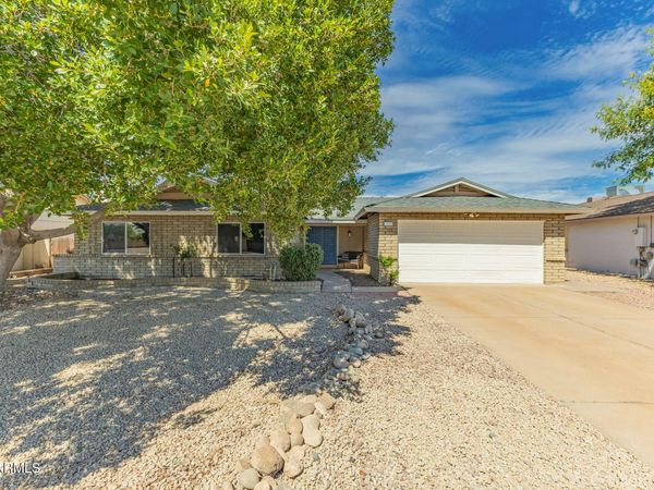 5222 W SWEETWATER Avenue, Glendale, AZ 85304