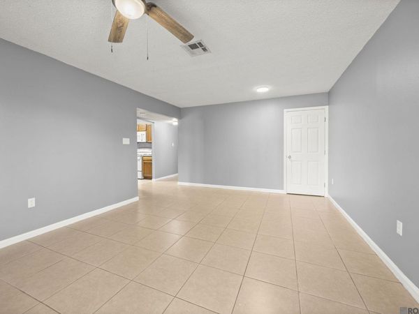 1724 S Brightside View Dr, Unit #I, Baton Rouge, LA 70820