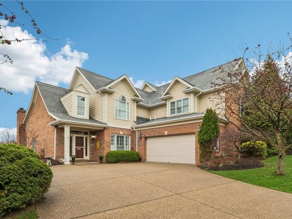 115 Haverford Cir, Pittsburgh, PA 15228