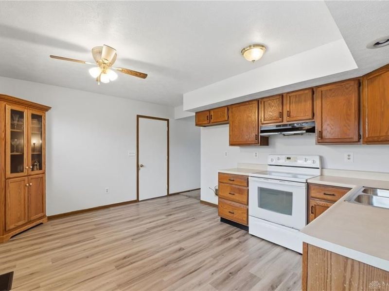 107 Ashlee Drive, Lewisburg, OH 45338 Photo 11