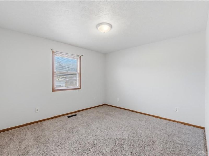 107 Ashlee Drive, Lewisburg, OH 45338 Photo 15