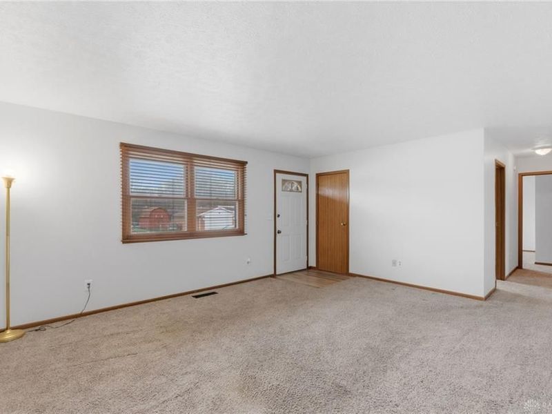 107 Ashlee Drive, Lewisburg, OH 45338 Photo 7