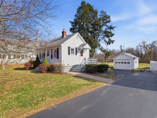 8 Boston Road, Westford, MA 01886