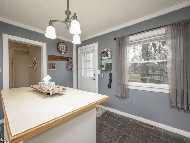 374 N River Road, Munroe Falls, OH 44262 Photo 16