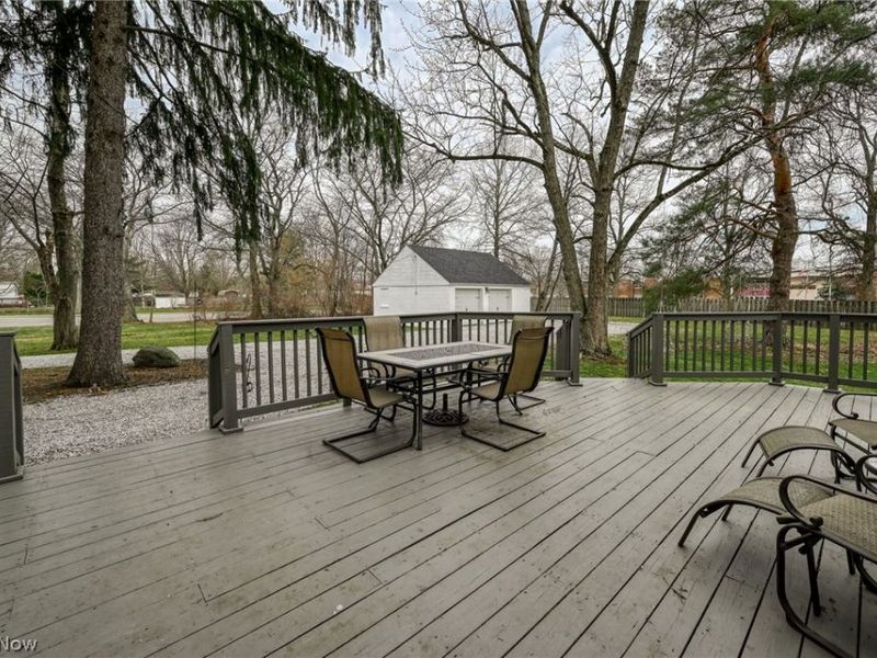 374 N River Road, Munroe Falls, OH 44262 Photo 5