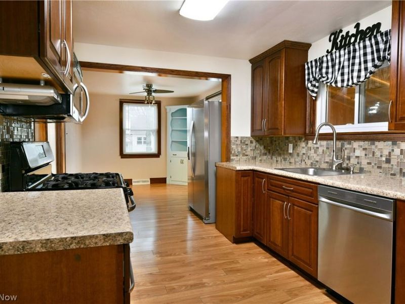 4950 Myrtle Avenue NW, Warren, OH 44483 Photo 15