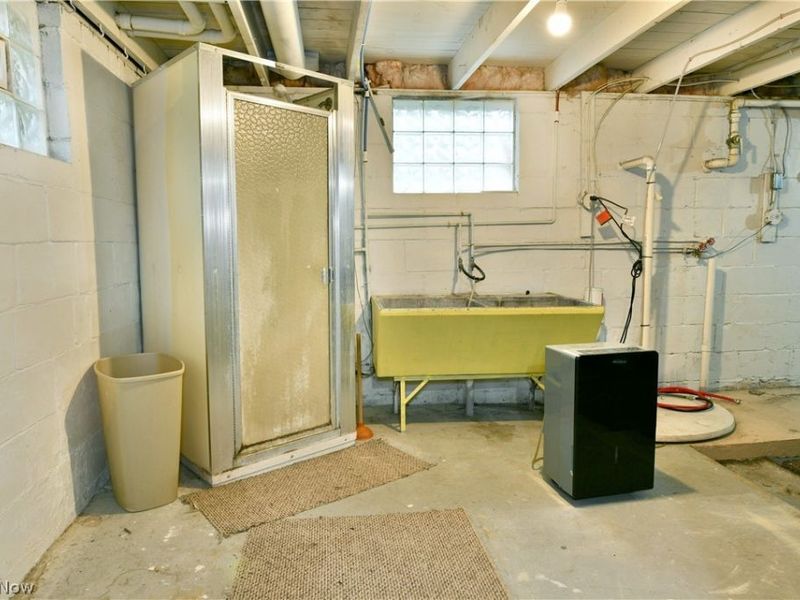 4950 Myrtle Avenue NW, Warren, OH 44483 Photo 48