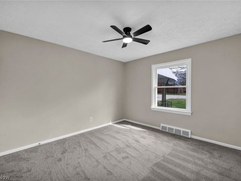 30646 Lorain Road, North Olmsted, OH 44070 Photo 13