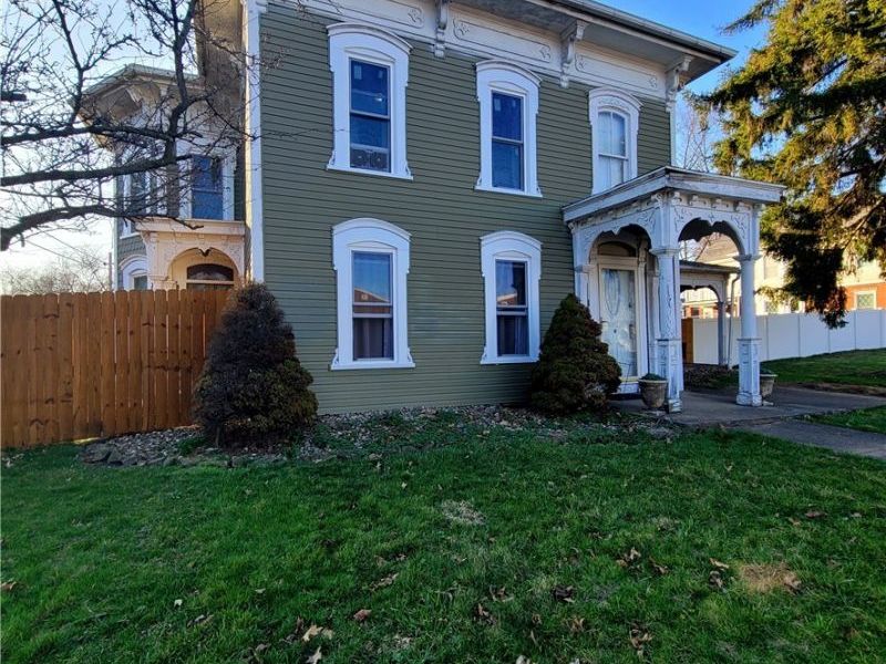 124 Park Avenue SW, Bolivar, OH 44612 Photo 2