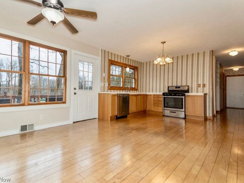 12885 Cherry Lane, Chesterland, OH 44026 Photo 12