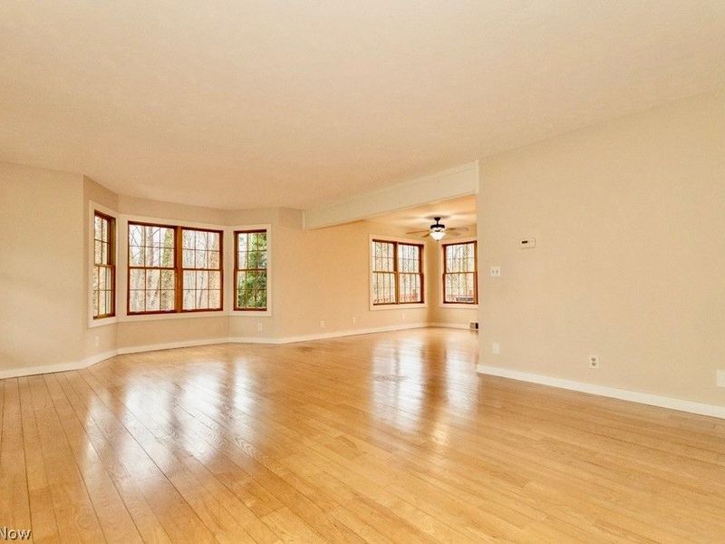 12885 Cherry Lane, Chesterland, OH 44026 Photo 4