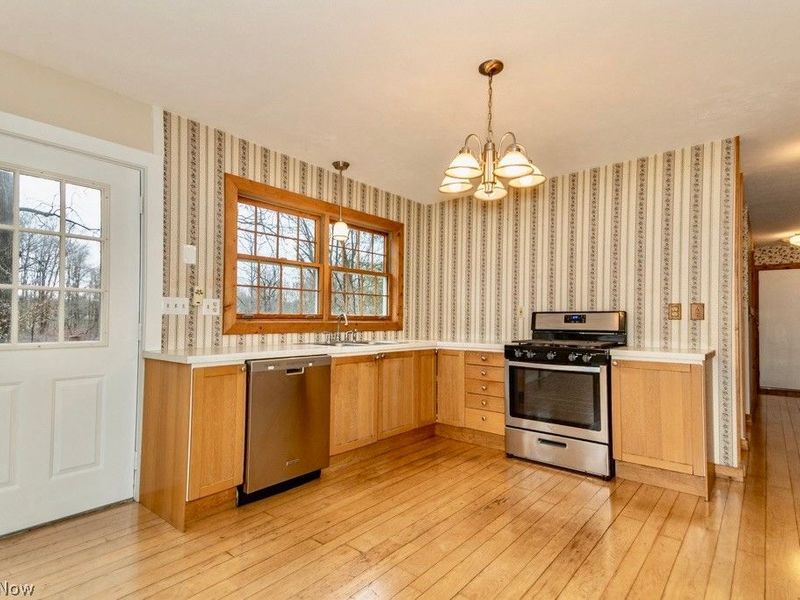 12885 Cherry Lane, Chesterland, OH 44026 Photo 8