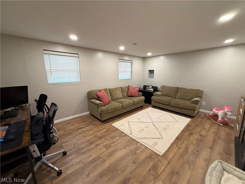 531 Heatherwood Drive SE, Warren, OH 44484 Photo 10